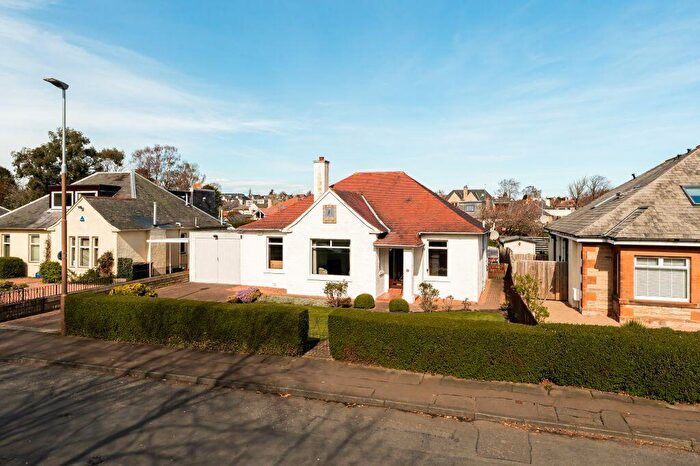 3 Bedroom Detached Bungalow For Sale In Craigcrook Road, Edinburgh, EH4