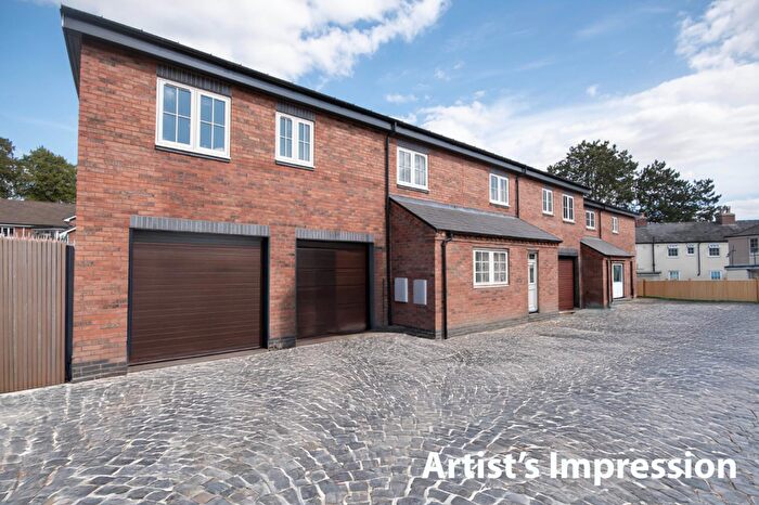 2 Bedroom Flat For Sale In Salop Road, Oswestry, SY11