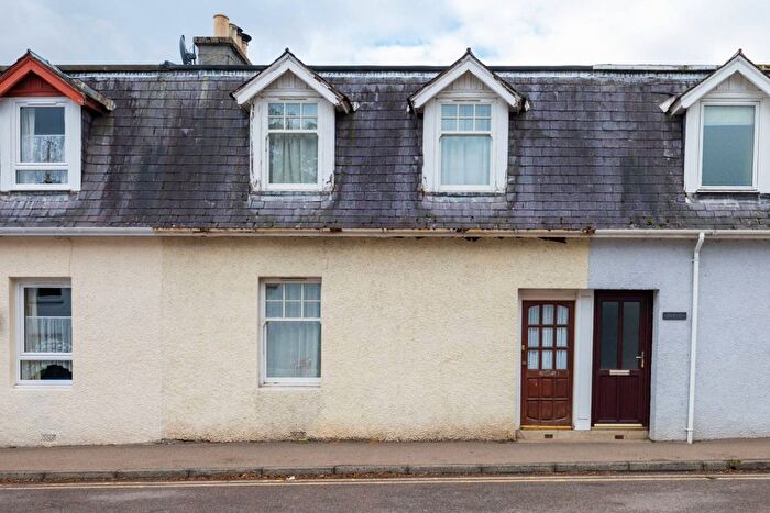 3 Bedroom Terraced House For Sale In King Street, Kingussie, Highland, PH21
