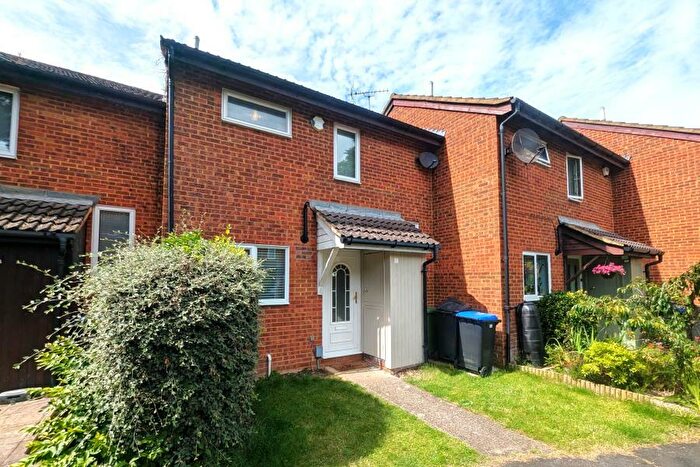 2 Bedroom Terraced House To Rent In Goldsworth Park, Surrey, GU21
