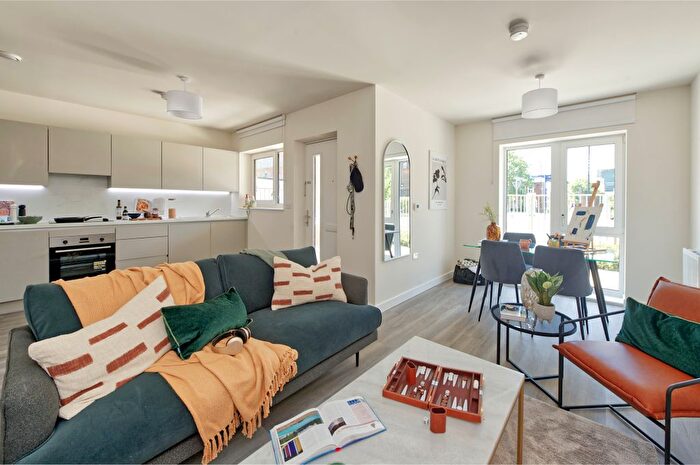 2 Bedroom Flat To Rent In Honeysuckle House, Springfield Drive, Tooting Bec, SW17