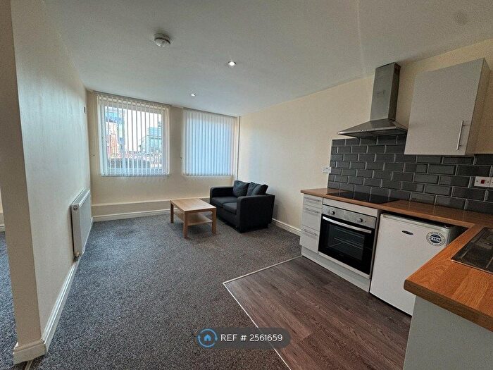 1 Bedroom Flat To Rent In Young Street, Doncaster, DN1