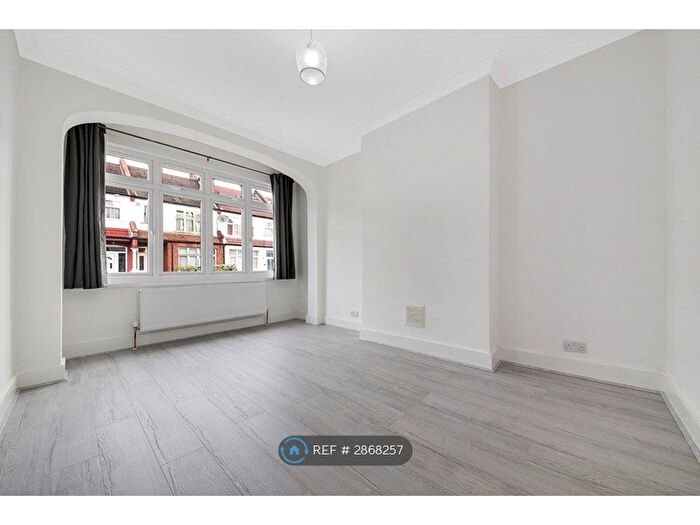 3 Bedroom Terraced House To Rent In Cromer Road, London, SW17