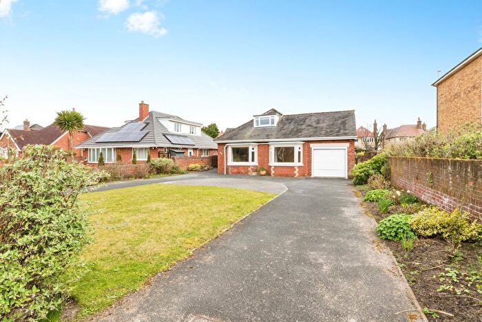 3 Bedroom Bungalow For Sale In Clifton Drive North, Lytham St. Annes, Lancashire, FY8