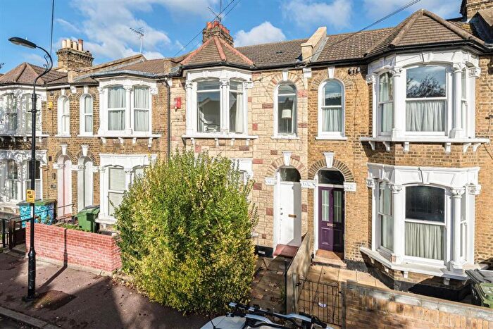 5 Bedroom Terraced House To Rent In Hunsdon Road, New Cross, SE14