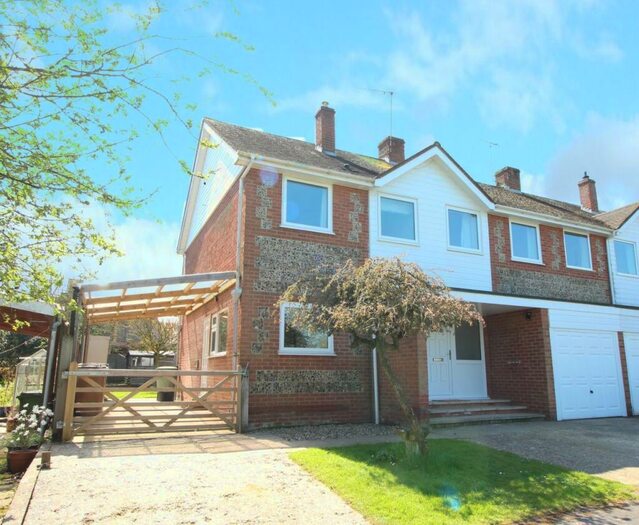 4 Bedroom Semi-Detached House To Rent In Alma Green, Stoke Row, Henley-On-Thames, Oxfordshire, RG9