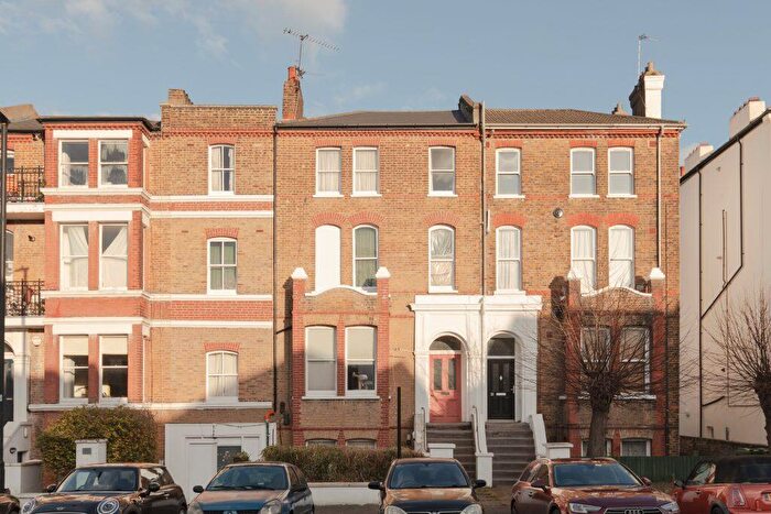 2 Bedroom Flat For Sale In Rosendale Rd, West Dulwich, SE21