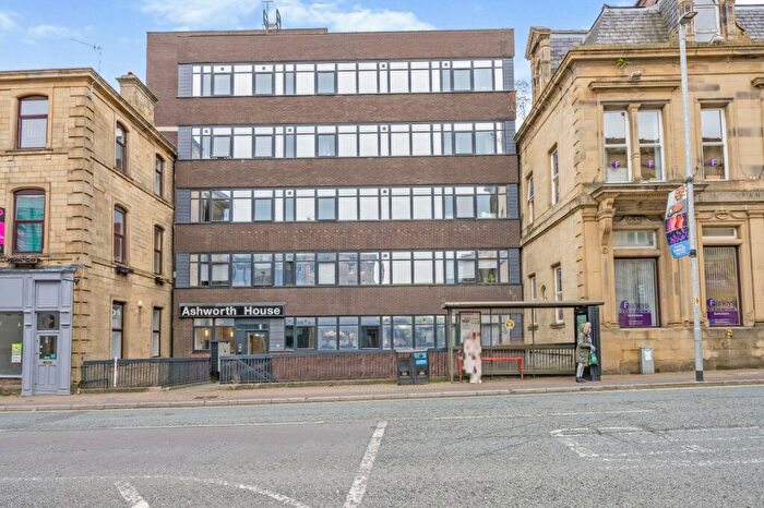 1 Bedroom Apartment To Rent In Manchester Road, Burnley, Lancashire, BB11