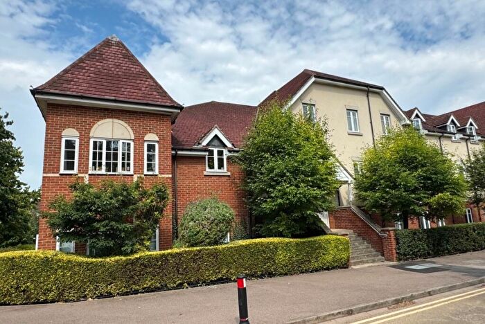 2 Bedroom Apartment For Sale In Elderflower House, Whinbush Road, Hitchin, Hertfordshire, SG5