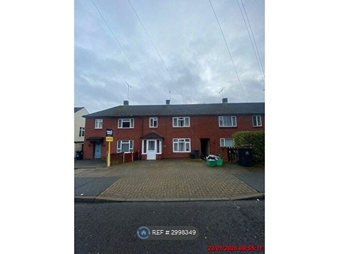 3 Bedroom Terraced House To Rent In Lullingstone Crescent, Orpington, BR5