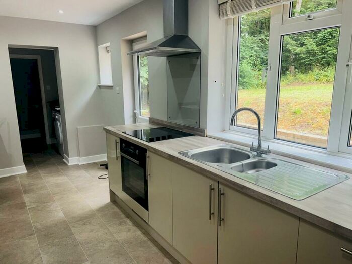 5 Bedroom Detached House To Rent In High Molewood, Hertford, SG14