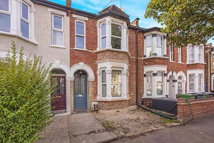 3 Bedroom Terraced House To Rent In Melbourne Road, Leyton, London, E10