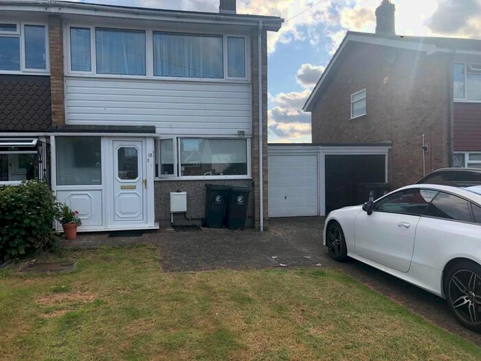 3 Bedroom Terraced House To Rent In Maypole Drive, Chigwell, IG7