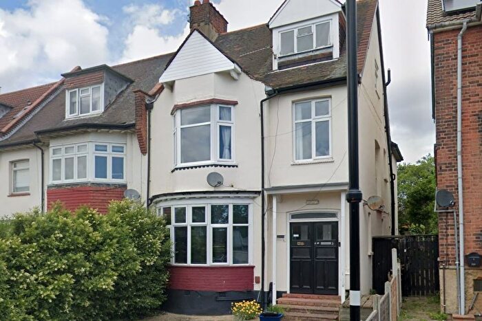1 Bedroom Flat To Rent In Britannia Road, Westcliff-On-Sea, SS0