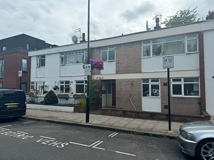 4 Bedroom Detached House To Rent In Lanark Road, London, W9