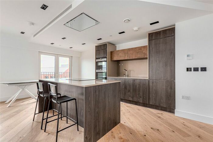 2 Bedroom Flat To Rent In Keybridge Tower, Exchange Gardens, London, SW8