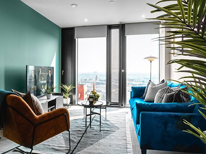 1 Bedroom Flat To Rent In The Mercian, Broad St Birmingham, B15