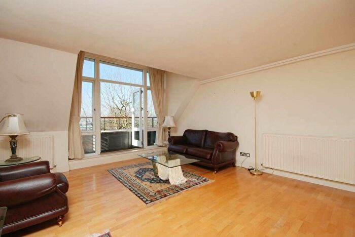 3 Bedroom Apartment To Rent In Westfield, Kidderpore Avenue, NW3