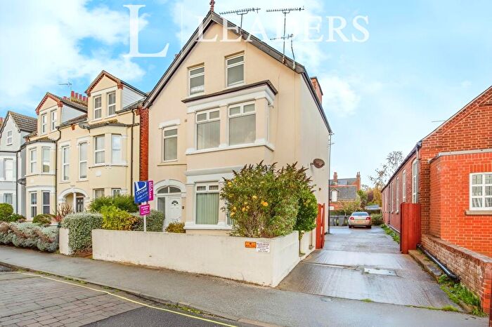 1 Bedroom Flat To Rent In Cobbold Road, Felixstowe, IP11