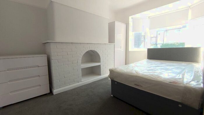 3 Bedroom Terraced House To Rent In Botanic Place, Liverpool, L7