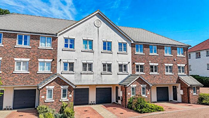 3 Bedroom Town House For Sale In Little Acres Way, Hastings, TN35