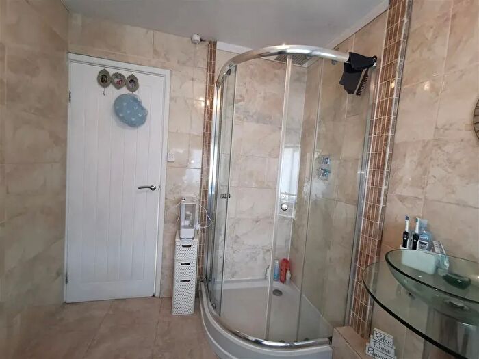 3 Bedroom Detached House To Rent In Comsey Road, Great Barr, B43