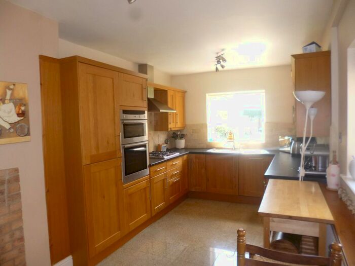 3 Bedroom Semi-Detached House To Rent In Marlborough Road, Beeston, NG9