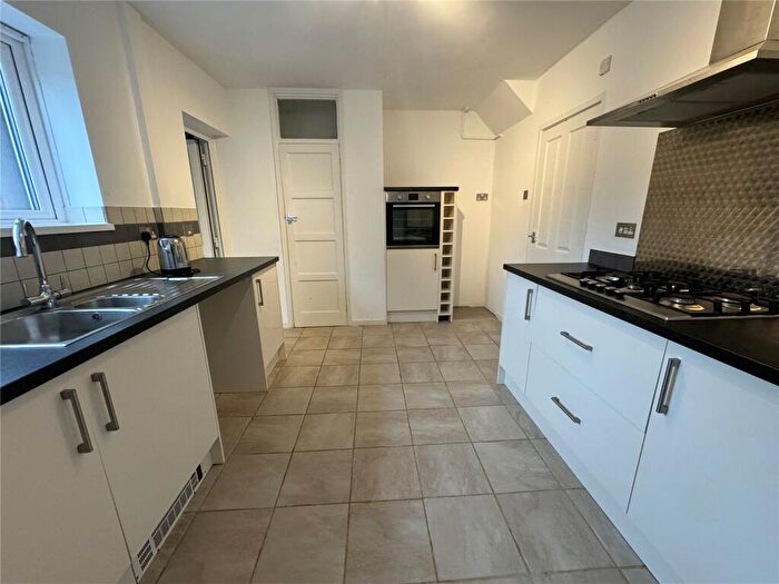 3 Bedroom Terraced House To Rent In Guy Road, Kenilworth, Warwickshire, CV8