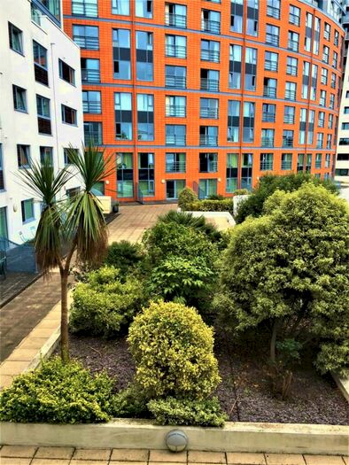 2 Bedroom Apartment To Rent In The Blue Building, Gunwharf Quays, Portsmouth., PO1