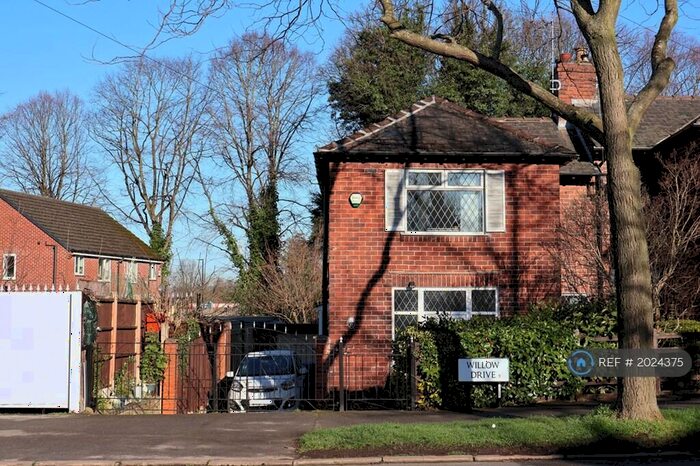 2 Bedroom Semi-Detached House To Rent In Willow Drive, Sheffield, S9