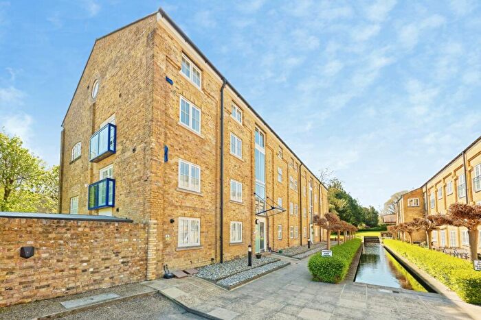 3 Bedroom Flat For Sale In Mill Race, River, Dover, Kent, CT17