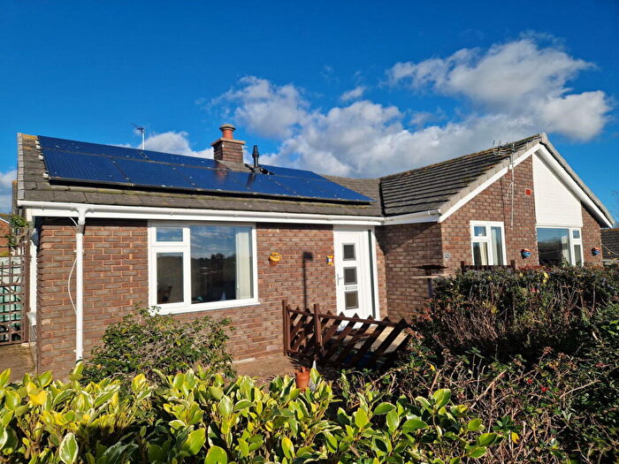 3 Bedroom Detached Bungalow For Sale In Brixington Drive, Exmouth, EX8