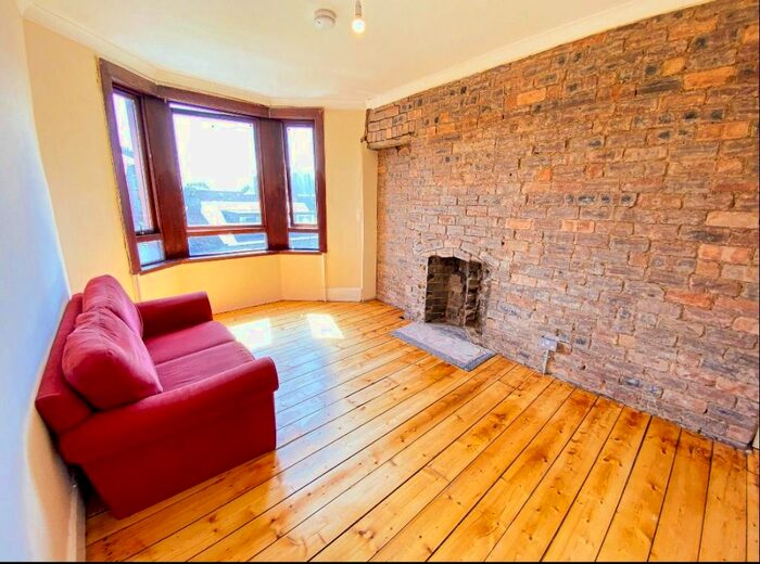 2 Bedroom Flat To Rent In Wilson Street, Renfrew, Renfrewshire, PA4