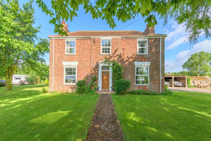 4 Bedroom Detached House For Sale In Main Road, Friskney, PE22