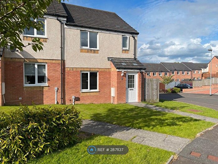 3 Bedroom End Terrace House To Rent In Methil Court, Hamilton, ML3