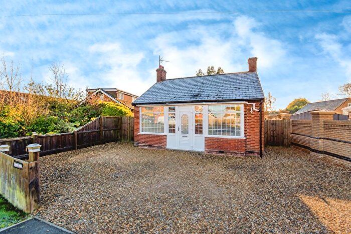 2 Bedroom Detached Bungalow For Sale In High Road, Wisbech St. Mary, Wisbech, PE13