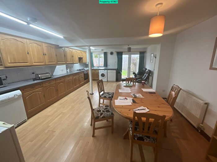 3 Bedroom Terraced House To Rent In Fletcher Road, Oxford, OX4