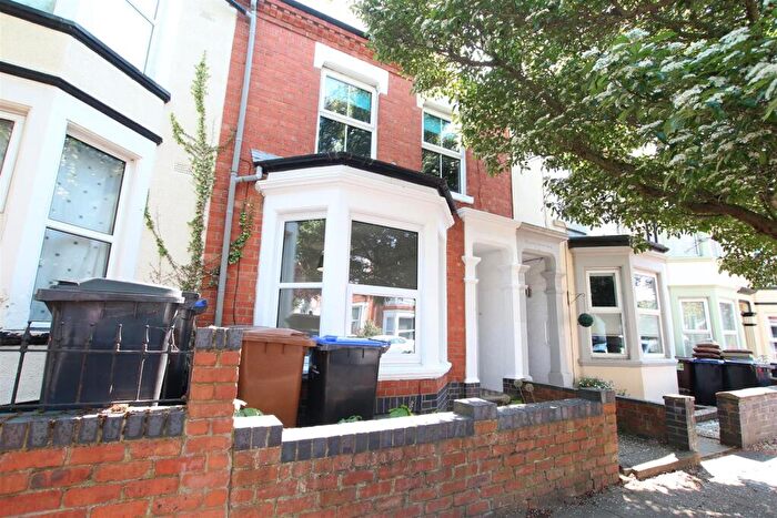 5 Bedroom Private Hall To Rent In Bostock Avenue, Northampton, NN1