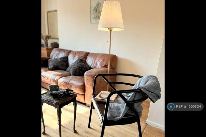 3 Bedroom Flat To Rent In Rutland Road, London, E9