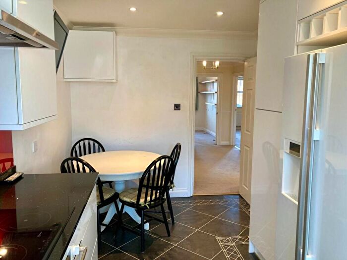 2 Bedroom Apartment To Rent In Rushams Road, Horsham, RH12