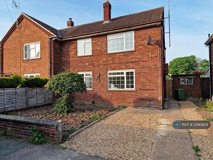 3 Bedroom Semi-Detached House To Rent In Baxter Close, Wisbech, PE13
