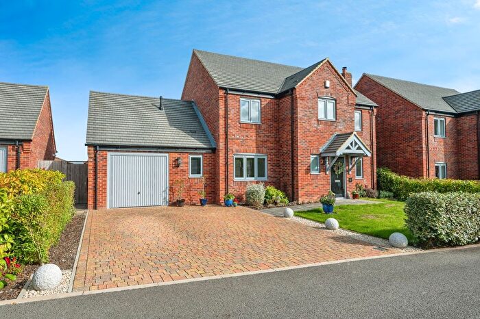 3 Bedroom Detached House For Sale In Findons Field, Pillerton Priors, Warwick, Warwickshire, CV35