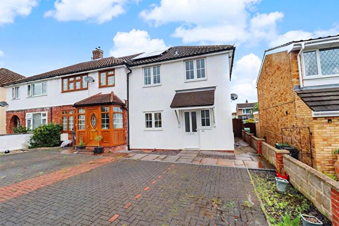 3 Bedroom End Terrace House For Sale In Strawberry Close, Braintree, CM7