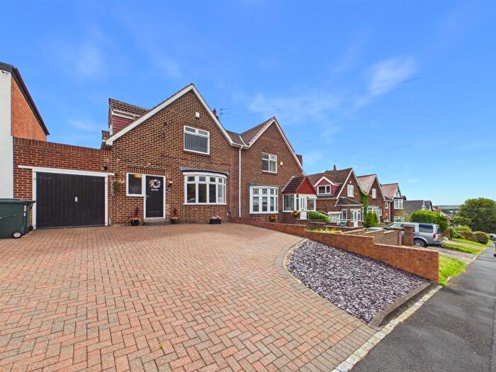 3 Bedroom Semi-Detached House For Sale In Long Bank, Birtley, DH3