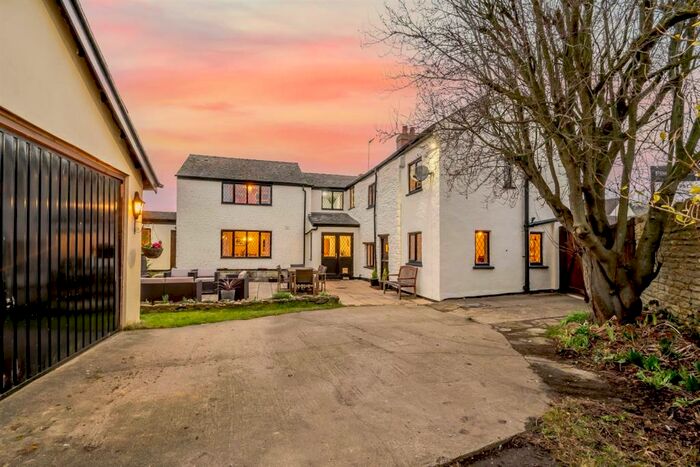 5 Bedroom Cottage For Sale In The Cottage, Hartwell Road, Ashton, Northamptonshire, NN7