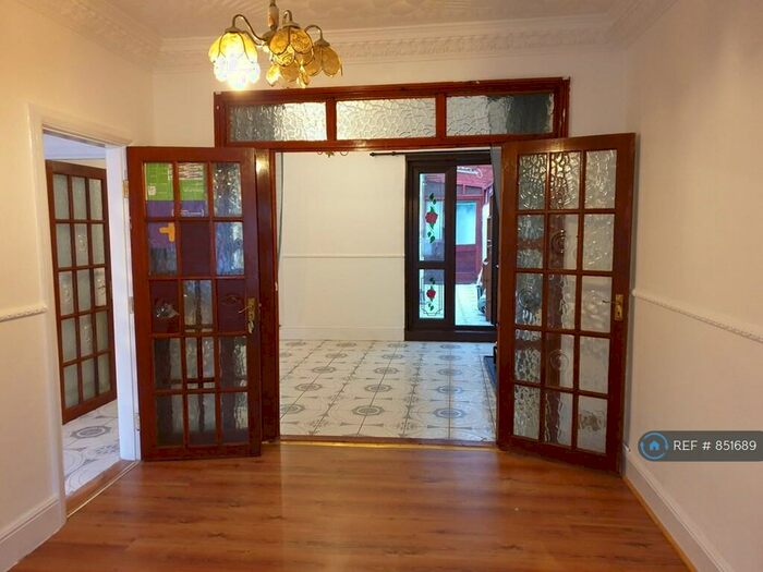 3 Bedroom Terraced House To Rent In Malmesbury Road, Birmingham, B10