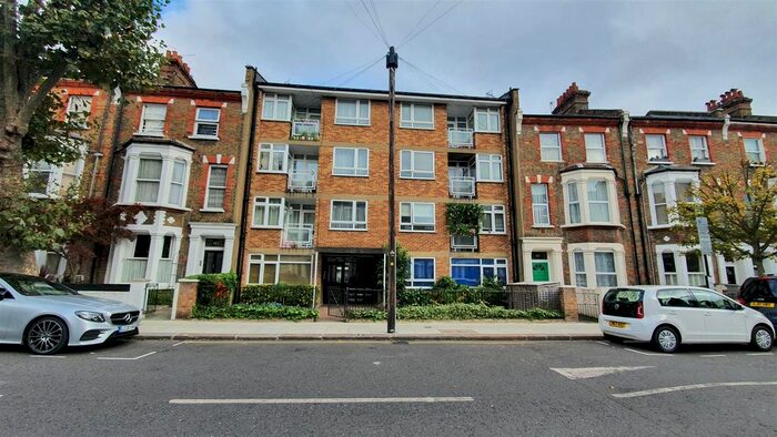 Studio To Rent In Bravington Road, London, W9
