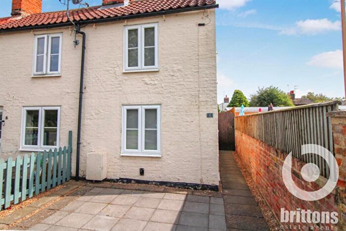 1 Bedroom Cottage For Sale In Church Road, Tilney St. Lawrence, PE34
