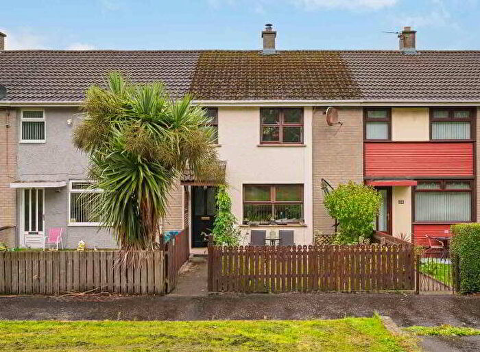 3 Bedroom Mid Terraced House For Sale In Upperlands Walk, Belfast, BT5