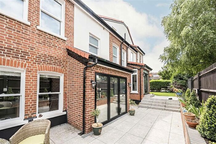 4 Bedroom Property To Rent In Kingston Road, Teddington, TW11